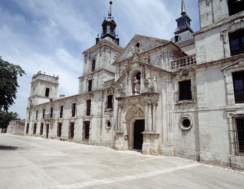 Nuevo baztan palacio iglesia churriguera goyeneche rutas pueblos con encanto comunidad de madrid